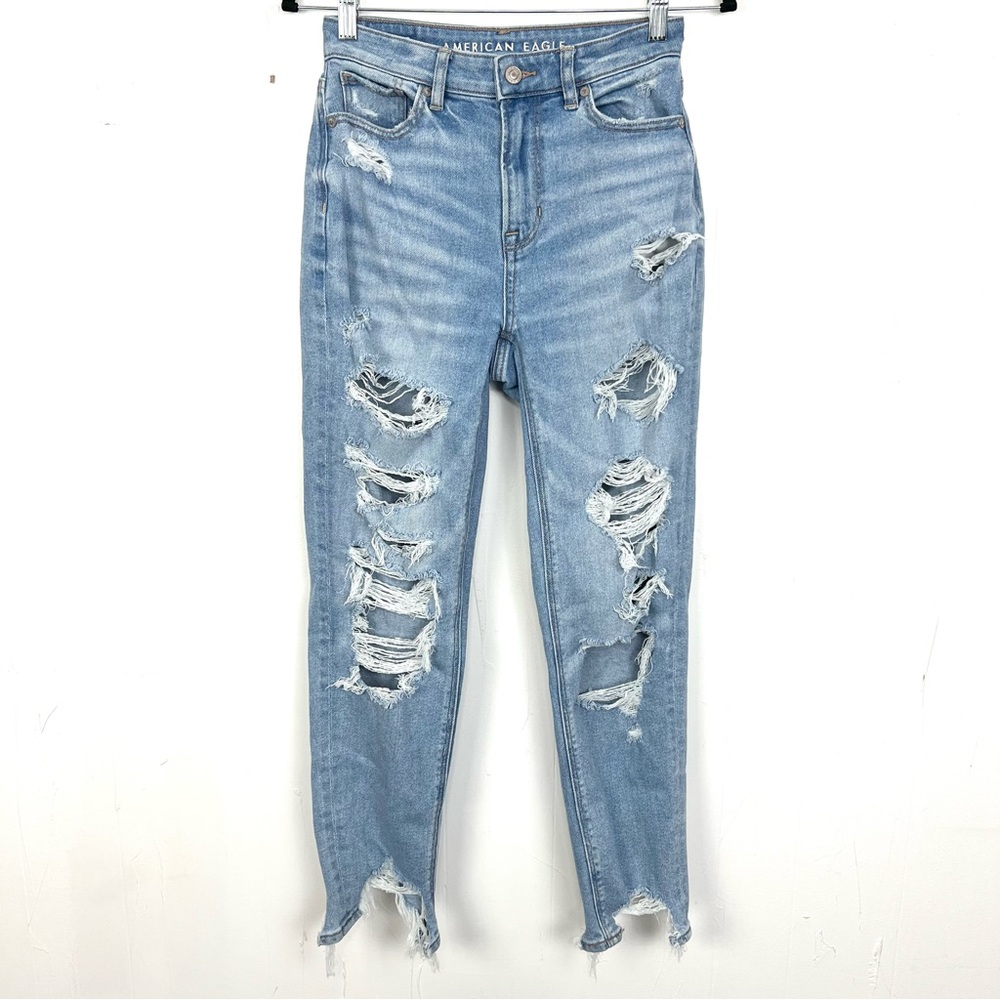 American Eagle Mom Jeans Stretch Distressed Light Wash Size 0